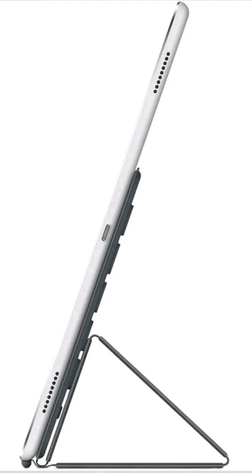 Apple Smart Keyboard for iPad Pro 9.7 inch - Black - Image 4 of 4