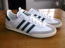 Scarpe da ginnastica Adidas originali "Jeans" in pelle bianca e verde taglia 11 UK NUOVE CON ETICHETTE!!
