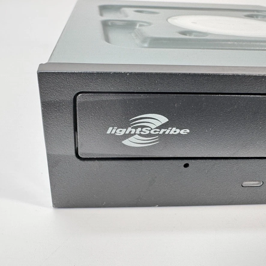 LITE-ON IT CORP DH-20A4H IDE DVD/CD Rewritable LightScribe Drive - Image 2 of 4