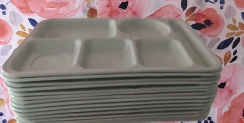 Vintage Melamine School Cafeteria Lunch Trays - Set of 4, Carlisle + SiLite - Picture 8 of 9