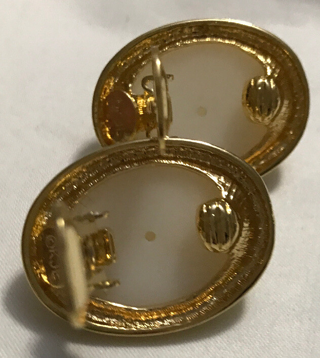 Picture 10 of 11