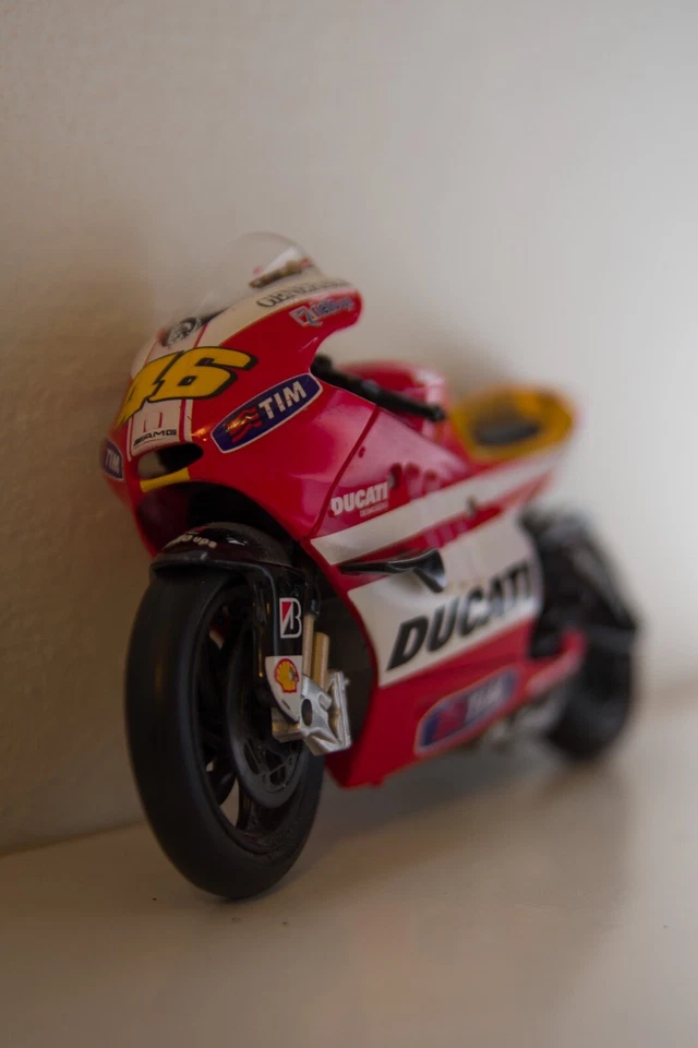 Ducati Desmosedici RR Valentino Rossi | livrea 2012 | Perfette Condizioni. - Immagine 2 di 4
