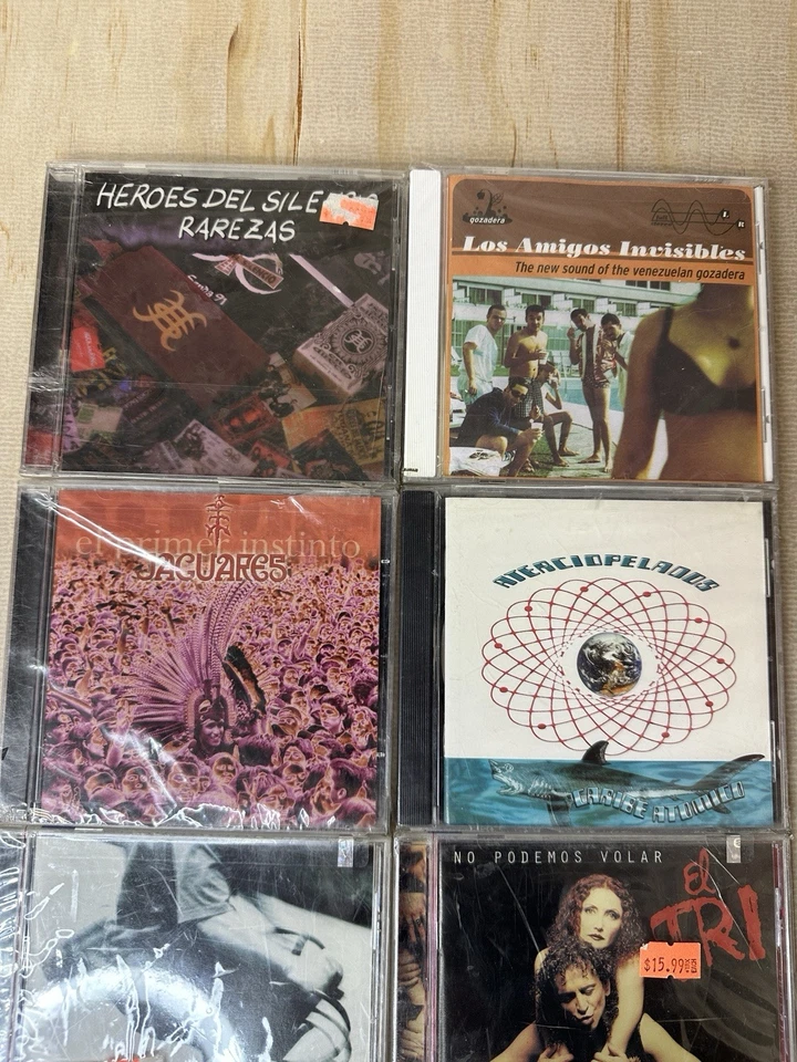Rock en Espanol CD Lot Jaguares Cafetacvba Aterciopelados El Tri Amigos Invisibe - Image 4 of 4