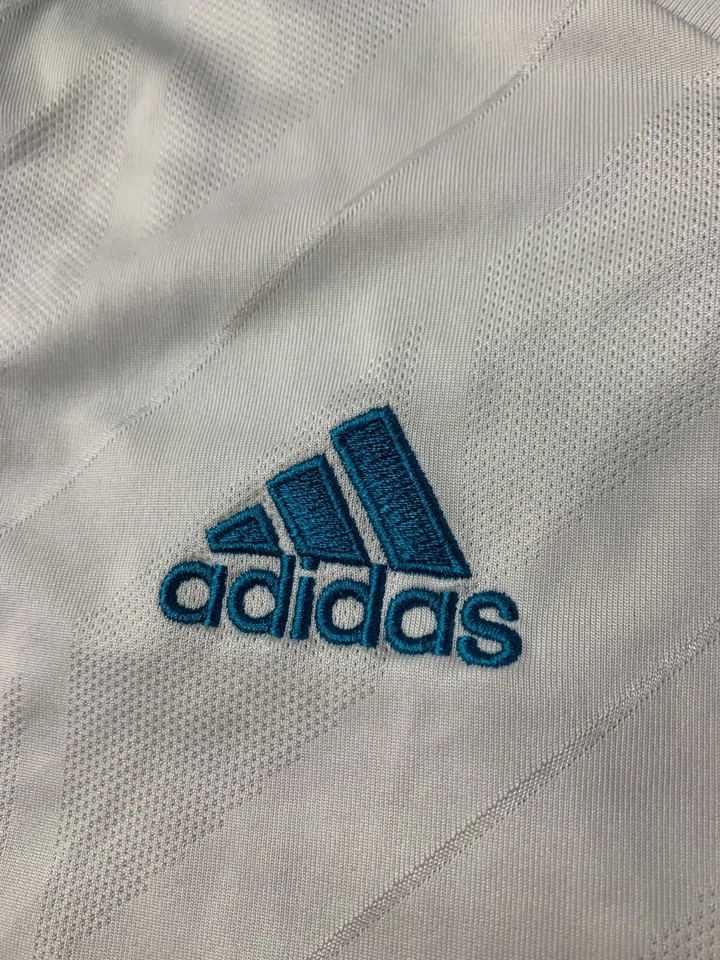 真正马德里 2017 - 2018 年足球足球衬衫球衣家用阿迪达斯原装年轻 L — 第 3/4 张图片