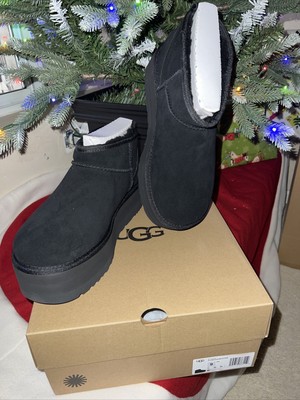 NW IN BOX UGG Classic Ultra Mini Platform Black Suede Ankle  display picture 2