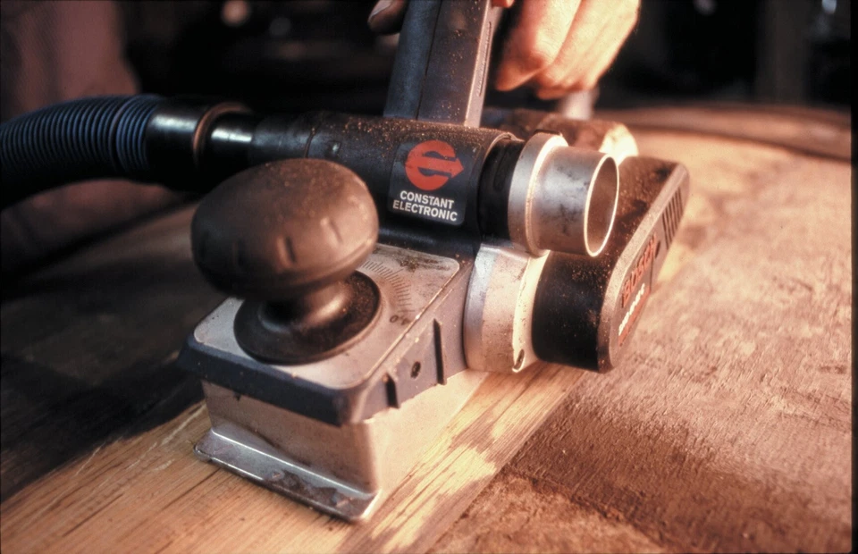 Bosch Professional Hobel GHO 40-82 C - in L-BOXX 238 - 060159A76A - Bild 4 von 4