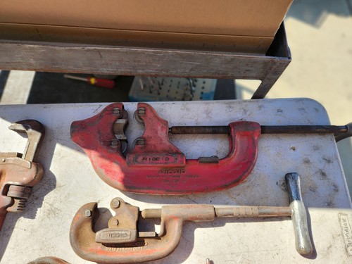 Ridgid 12-R Pipe Threader Die Head Set 12R With Cutter & Reamer & MORE - Picture 2 of 21