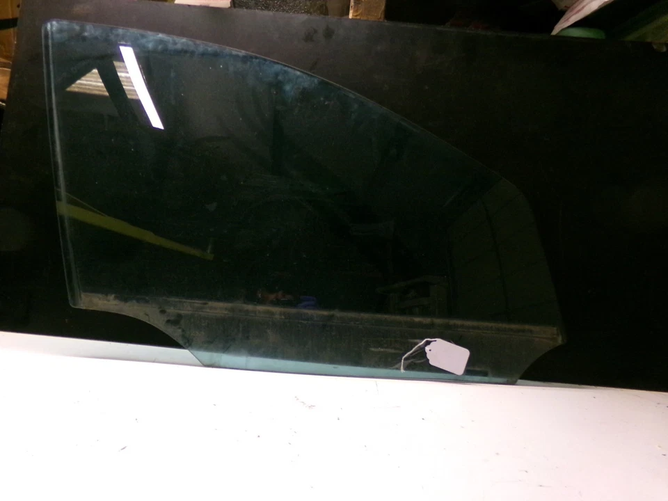 右前窗玻璃 43R-000004 06-11 梅赛德斯奔驰 W164 ML350 ML500 ML550 — 第 2/4 张图片