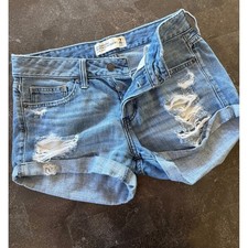 Abercrombie Fitch Boyfriend Short Low Rise Distressed Denim Blue Size 2 28W