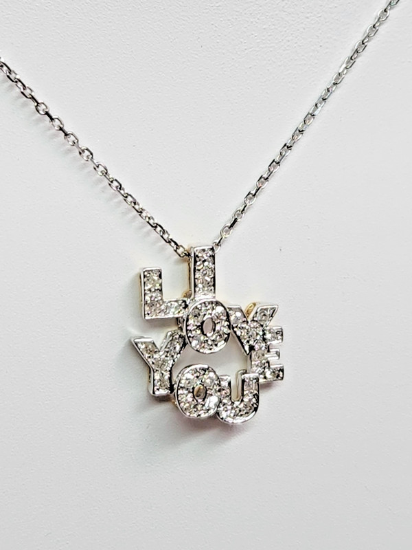SPARKLY 14k White Gold 0.20 ctw. Diamond 3D "I LOVE YOU" 16" Pendant Necklace