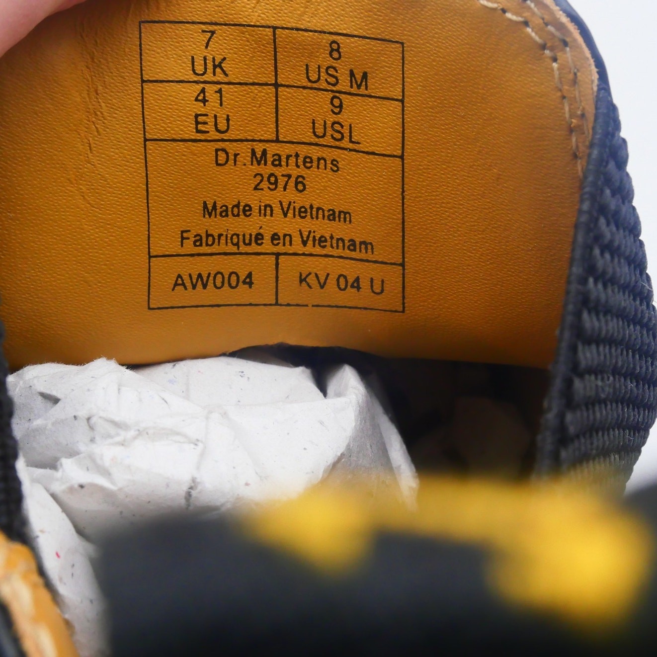 NEW Doc Dr. Martens Black 2976 Chelsea Boots Black Leather Men's 8 thumbnail 7