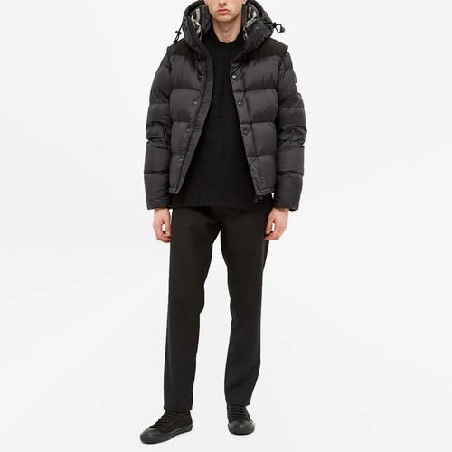 Burberry Lockwell Puffer | Size Medium - Black - Imagen 3 de 9