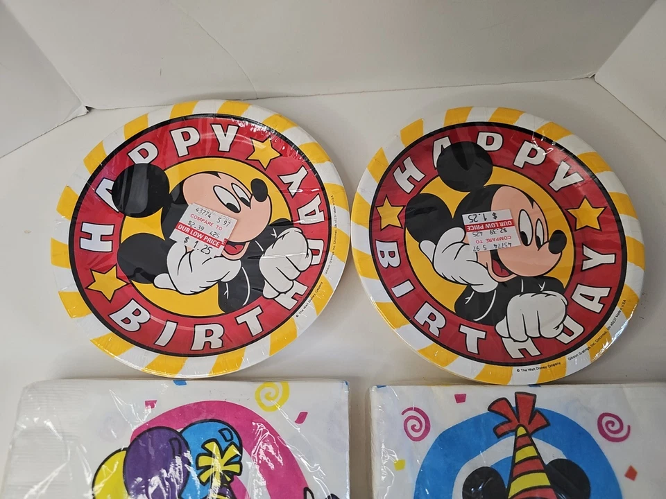 Disney Platos de Papel Gibson Paquete de 8 Servilletas 7 Pulgadas Mickey Mouse Contempo Lote De 16 De Colección Foto 4 de 4
