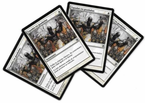 Juegos de cartas coleccionables y accesorios blancos en español