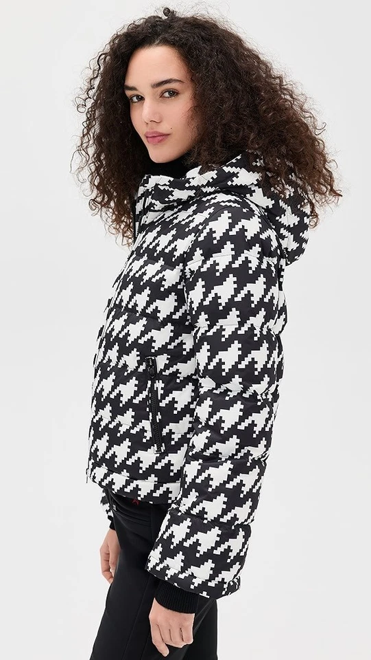 Perfect Moment Polar Flare Ski Jacket III Polar Flare Ski Jacket III - Image 4 of 4