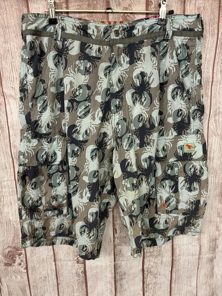 Ted Baker Herren Cargo Badeshorts CAMOU The World Is Your Lobster Größe 4 W32