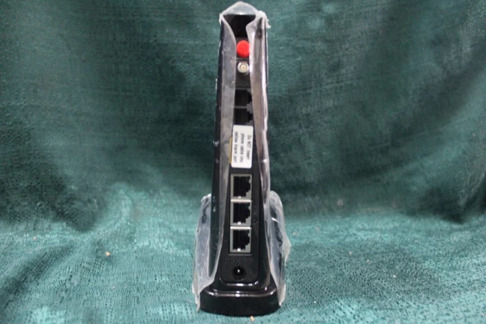 Verizon T1114 4G LTE Voice Broadband Router - Image 3 of 4