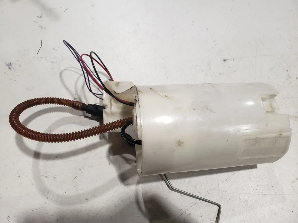 Bomba de combustible - BMW Z4 E85 RHD 2003 - 03-05 OEM 6264664 Foto 4 de 4