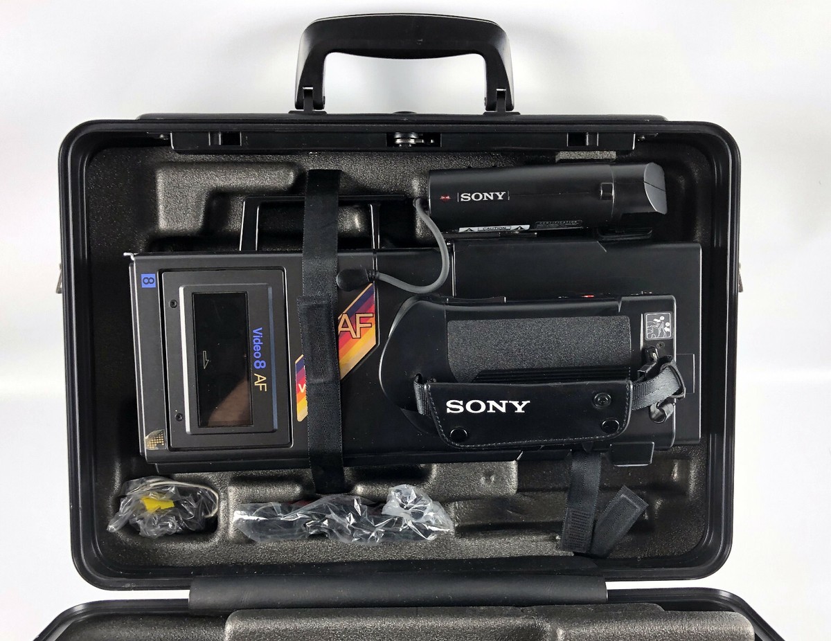 ビデオカメラレコーダー CCD-V8AF Video8 ブラック RARE Sony CCD-V8AF Video8 8mm Video Camera Recorder Camcorder w