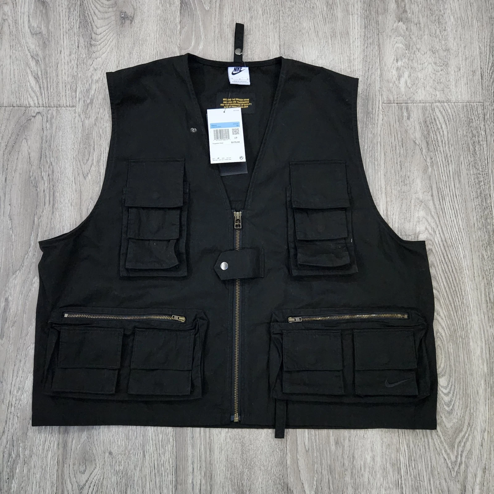 Nike Size Medium Life Utility/Fishing Black Vest Mens FN3214-010 NWT