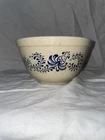 Pyrex 1 1/2pint #401 Homestead Speckled Tan and Blue Mixing Bowl