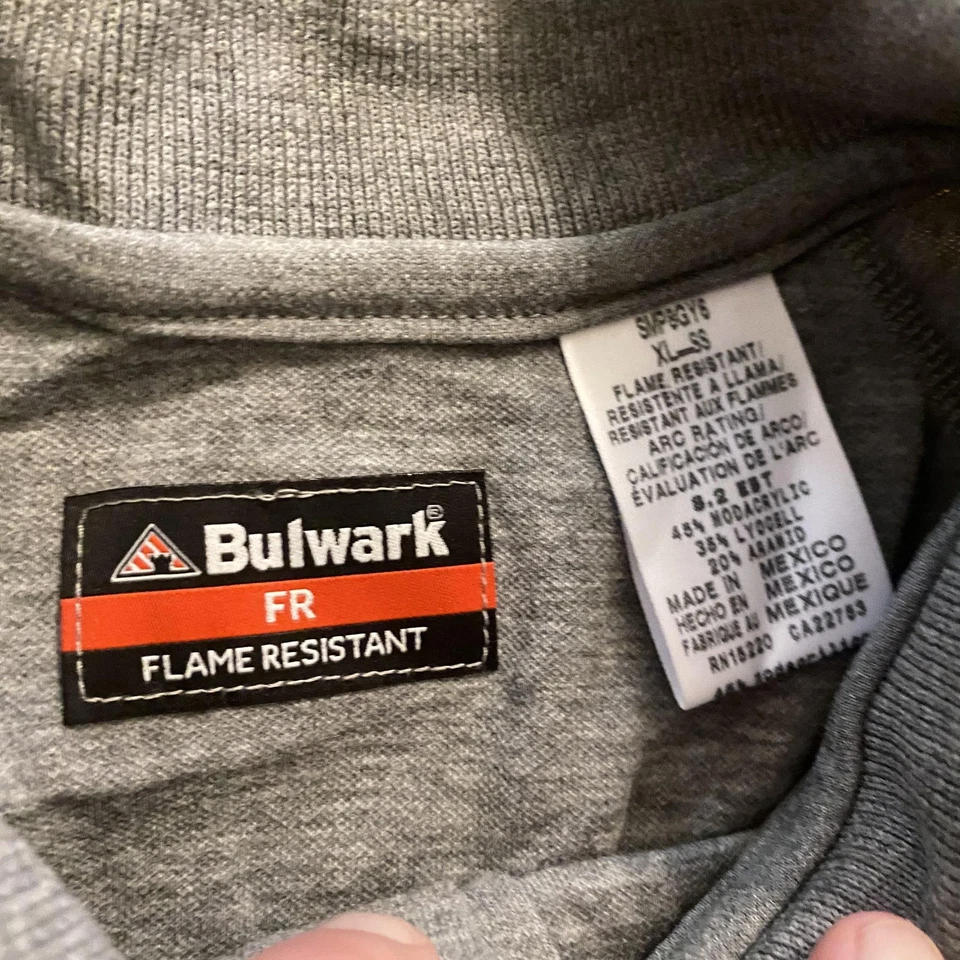 Camisa Polo Bulwark FR Para Hombres XL Gris Resistente al Fuego NFPA 2112 CBRE Logo Trabajo Foto 4 de 4