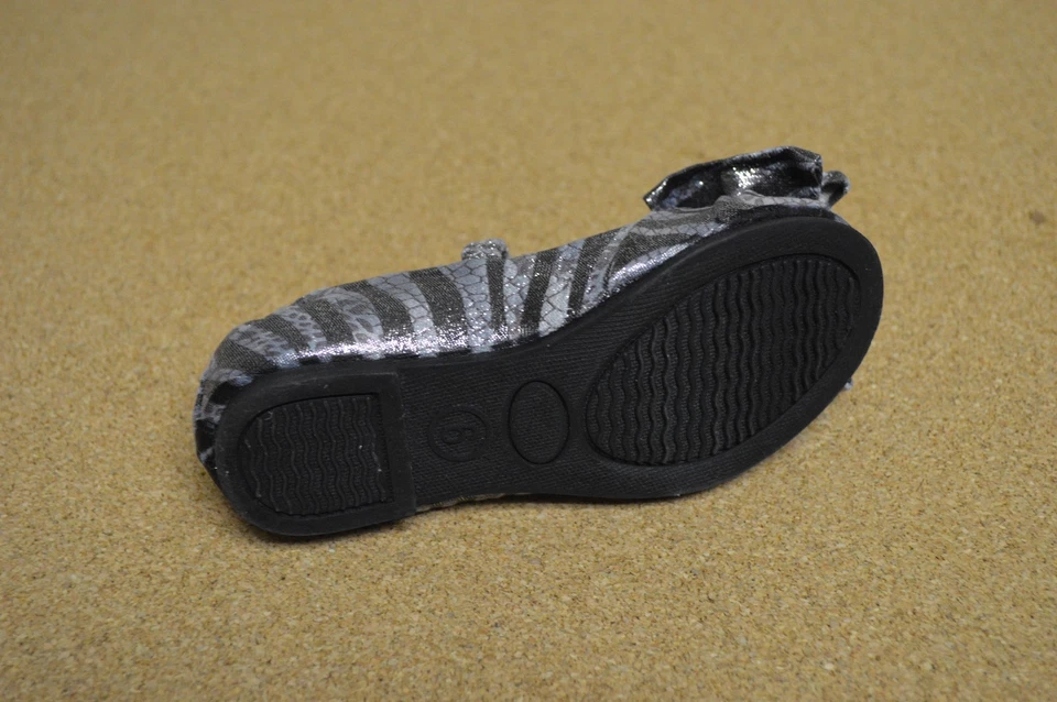 Nuevo en Caja Sarah Jayne Cindy Peltre Niñas Pequeñas Ballet Pisos Foto 4 de 4