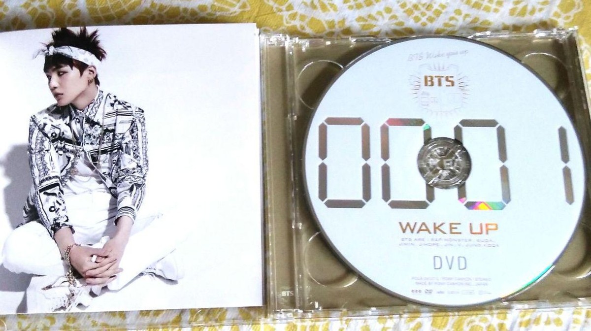USED BTS Bangtan Boys WAKE UP Limited Edition Japan CD+DVD