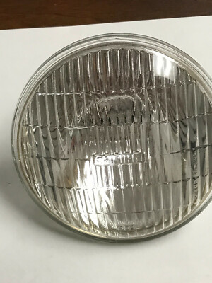 Philips 4551 Sealed Beam Lamp 250W 28V Incandescent Aircraft Bulb