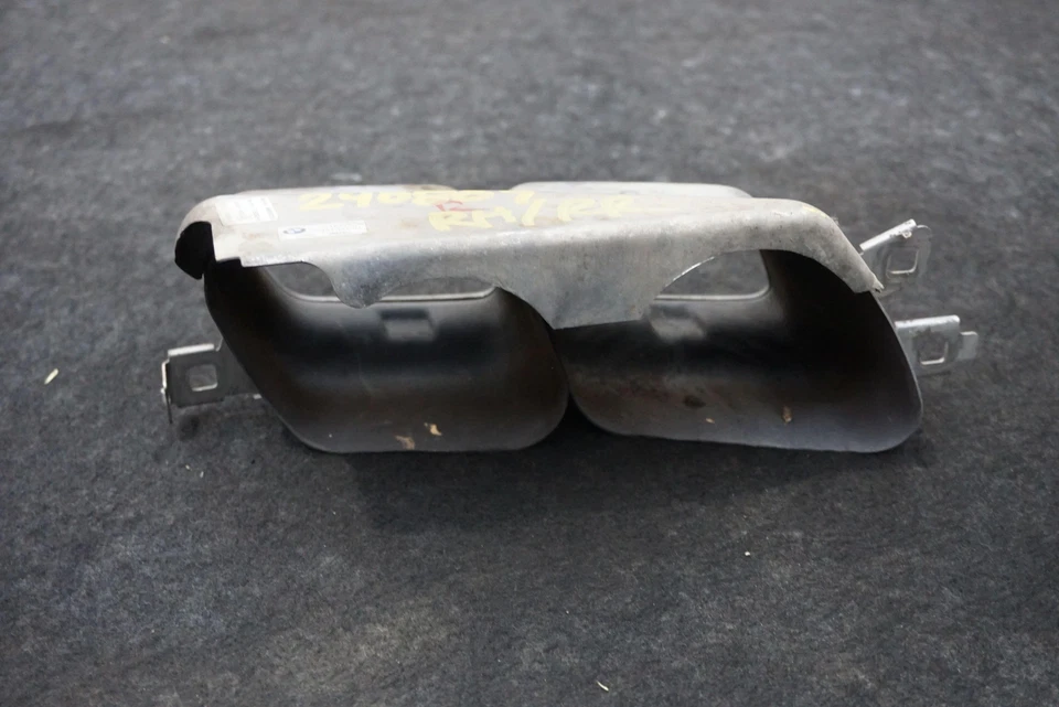 Extremo de punta de tubo de escape doble trasero derecho OEM 51127195362 BMW 760i F02 2010-14 Foto 4 de 4