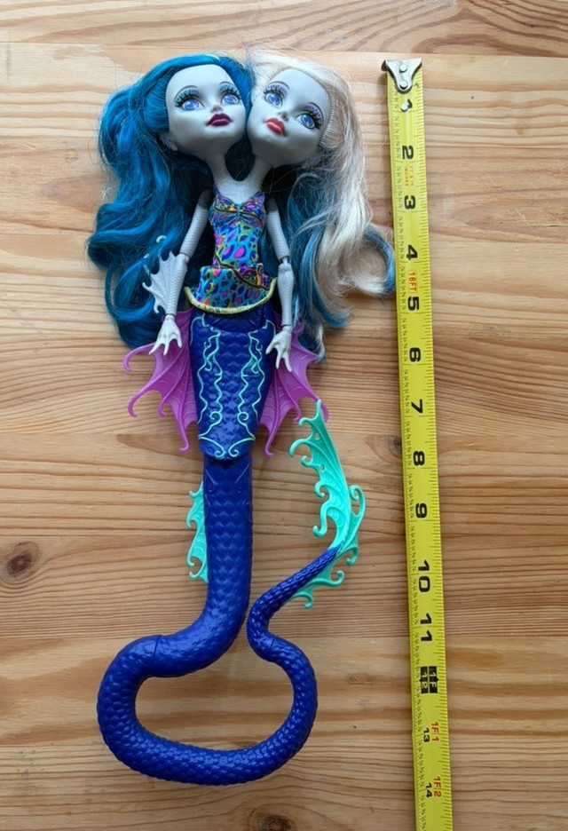 Monster High Doll Ghoul Great Scarrier Reef Peri & Pearl Serpentine 2014 Mattel