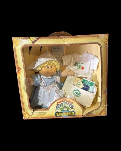 Vintage Cabbage Patch Kids World Traveler Doll Holland NRFB New In Box