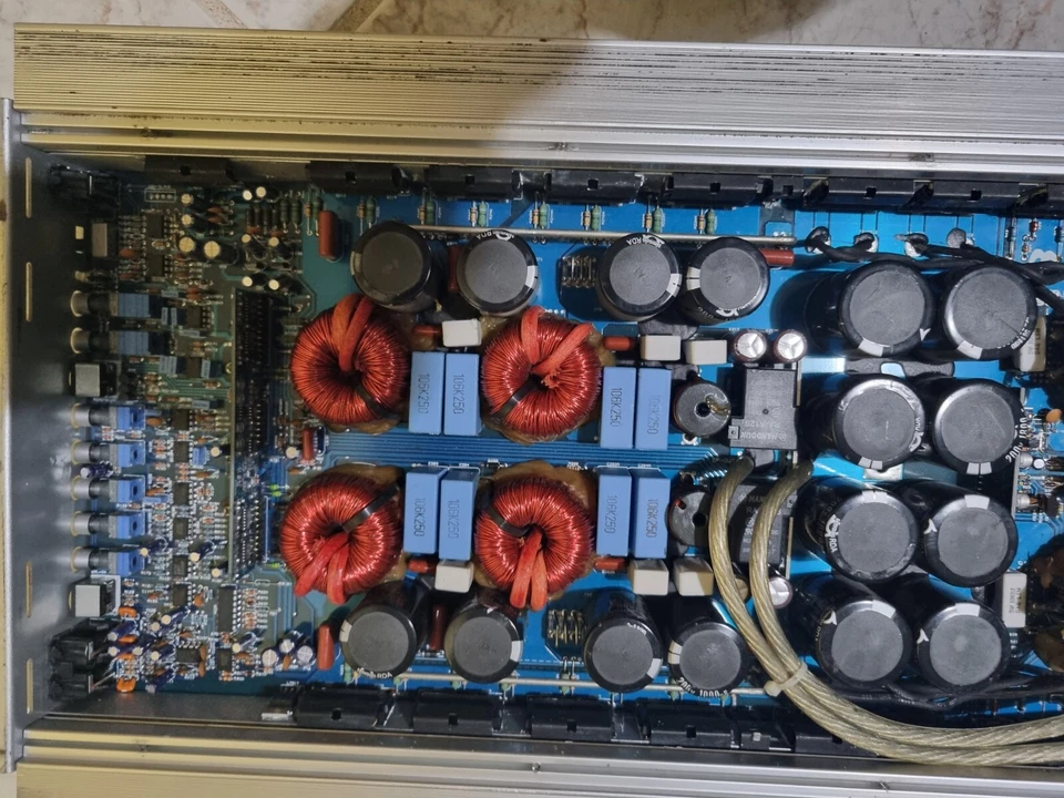 HIFONICS  XXV GOLIATH  5000W RMS ULTRA D-CLASS - Immagine 4 di 4