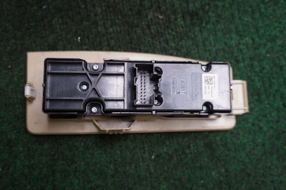 Interruptor de ventana del lado del conductor Ford Taurus 2014 OEM BB5T14540BGW Foto 3 de 4