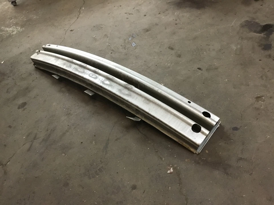 Mercury Montego Rear Bumper Reinforcement Bar 2005 - 2007 :Y - Image 3 of 4