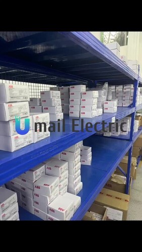 1PC New Yaskawa servo motor SGMG-03A2AB Shipping DHL or FedEX - Picture 2 of 4