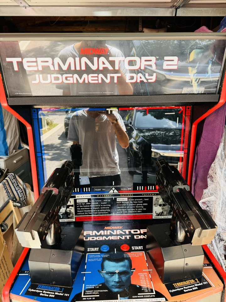 Terminator Judgement Day Midway Arcade Game - Image 2 of 4
