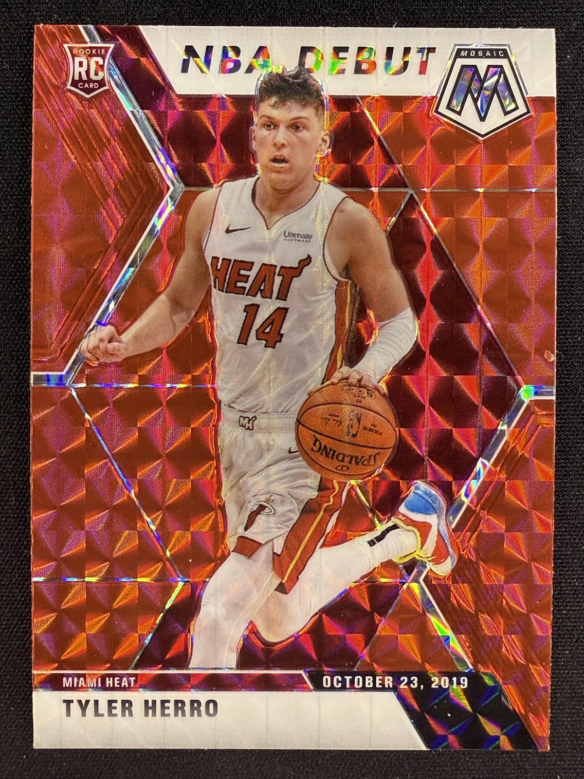 2019-20 Panini Mosaic #280 Tyler Herro Red Prizm NBA Debut Rookie