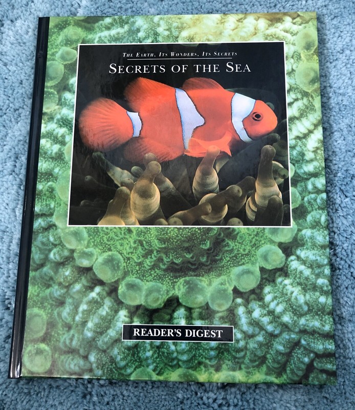 Readers Digest Secrets Of The Sea The Earth, Its Wonders Illustrated Reference  