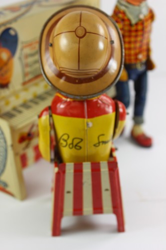 HOWDY DOODY & BUFFALO BOB Tin Windup Toy by Unique Art Mfg. Co. w/ Original Box - Picture 9 of 12