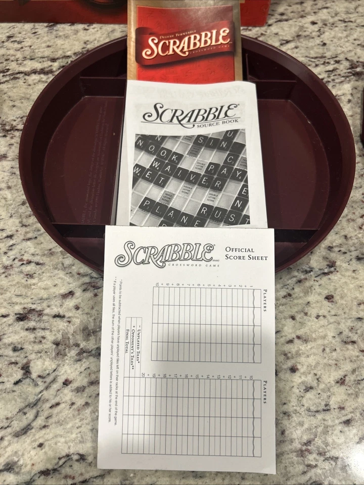 DELUXE SCRABBLE Turntable Board Game 2001 100% Complete Full Score Pad Mint Cond - Image 3 of 4