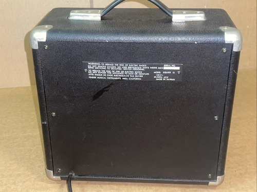 VINTAGE- FENDER MUSICAL INSTRUMENTS-"SQUIER 15" AMP- - Picture 4 of 8