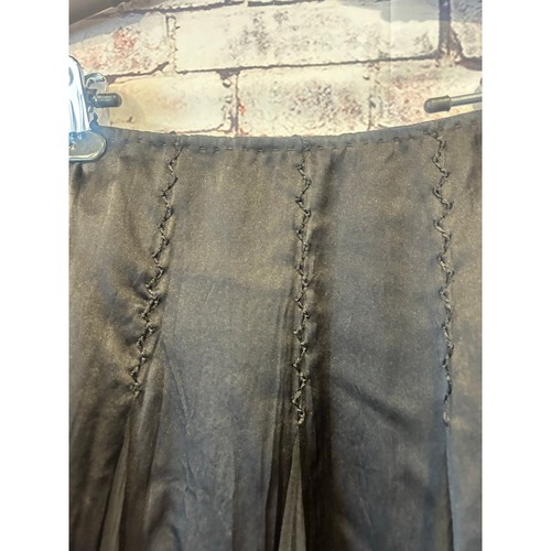 Elie Tahari Skirt Women's Size 6 Black Silk A-Line Midi Skirt - Picture 5 of 7