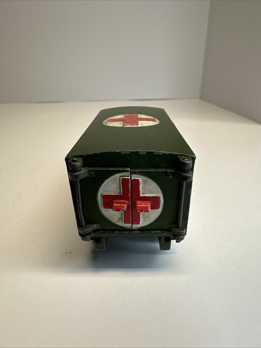 Vintage Dinky Toys Meccano #626 Military Ambulance w/ Driver 1956-66 Diecast - Picture 9 of 14
