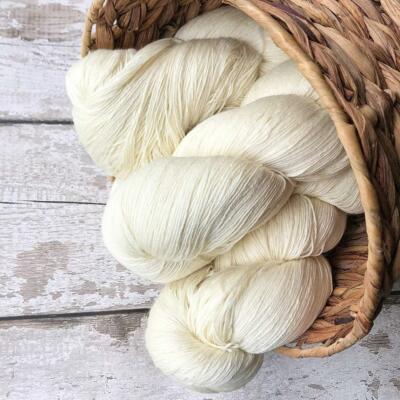 1 kg Merinowolle Garn 4-fädig ungefärbte Wolle Superwash superfeine Sockenfingern