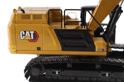 Cat 352 Excavator Next Generation - Diecast Masters 1:50 Scale