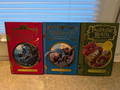 Hogwarts-Schulbücher J.K. Rowling Harry Potter - 3 Bände Englische Ausgabe