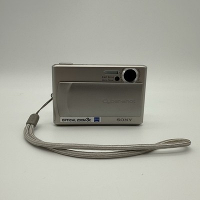 Sony Cyber-Shot DSC-T1 Digitalkamera Zeiss 5MP - geprüft - OHNE Akku & Ladegerät
