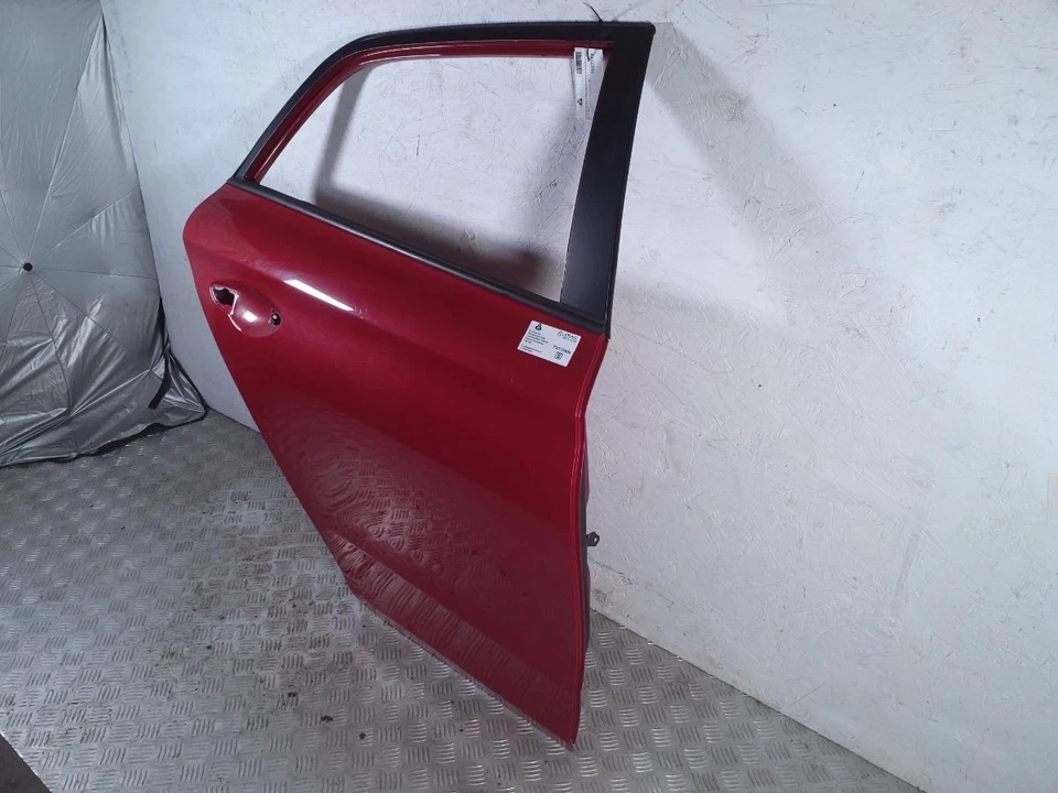 HYUNDAI I20 2015-2018  Bare O/S Drivers Right Rear Door 77004C8000 - Image 4 of 4