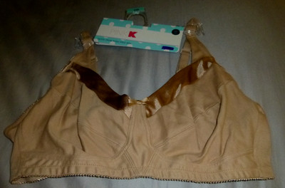 Pink K Satin Trim Wireless Bra 42B Tan Brand New